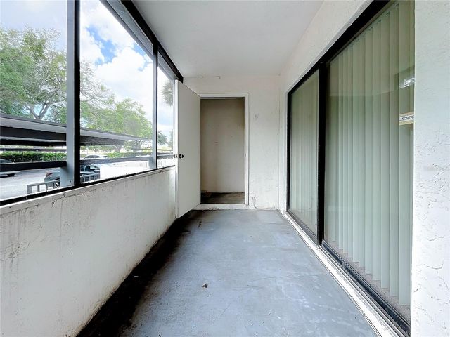 2587 COUNTRYSIDE BOULEVARD 6111, Clearwater, FL 33761