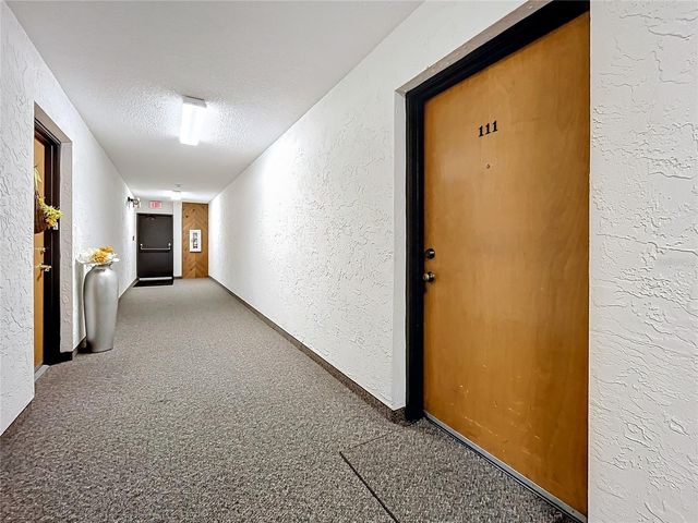 2587 COUNTRYSIDE BOULEVARD 6111, Clearwater, FL 33761