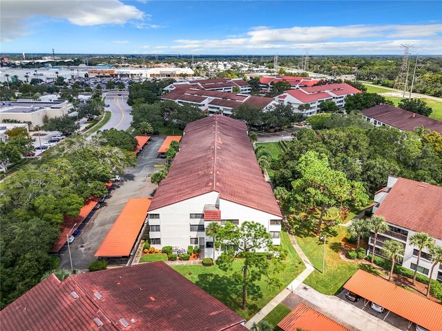 2587 COUNTRYSIDE BOULEVARD 6111, Clearwater, FL 33761