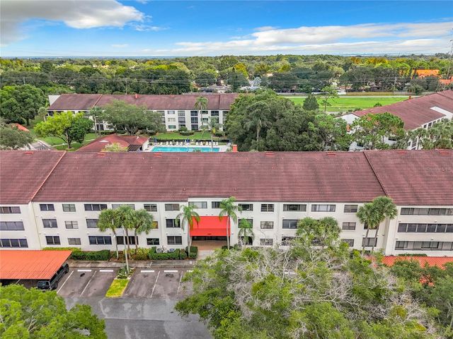 2587 COUNTRYSIDE BOULEVARD 6111, Clearwater, FL 33761