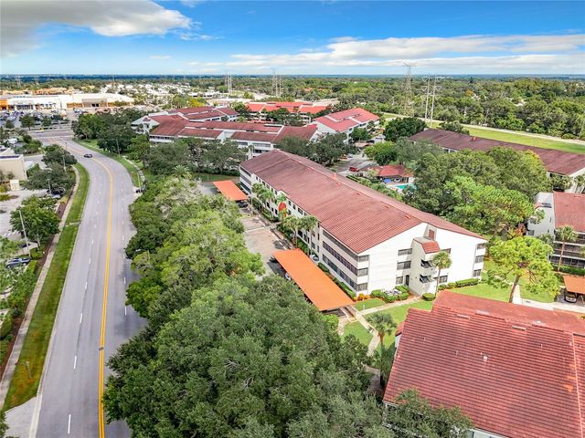 2587 COUNTRYSIDE BOULEVARD 6111, Clearwater, FL 33761