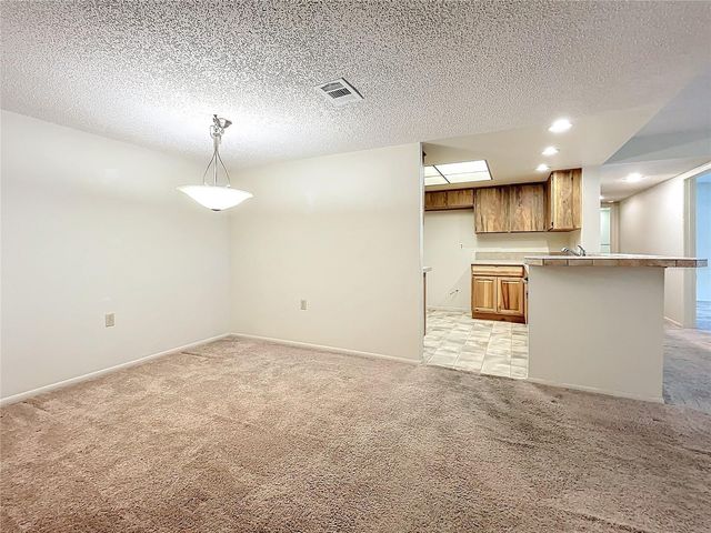 2587 COUNTRYSIDE BOULEVARD 6111, Clearwater, FL 33761