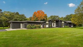 2221 Hillside Lane SW, Rochester, MN 55902