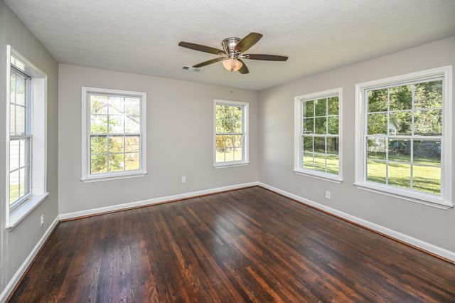 500 Alford Street, Baytown, TX 77520