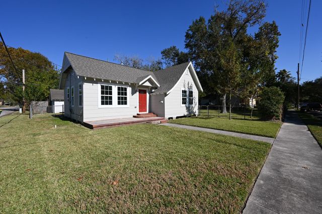 500 Alford Street, Baytown, TX 77520
