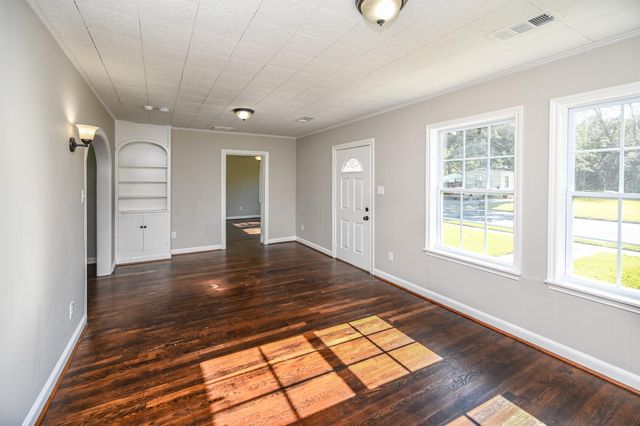 500 Alford Street, Baytown, TX 77520