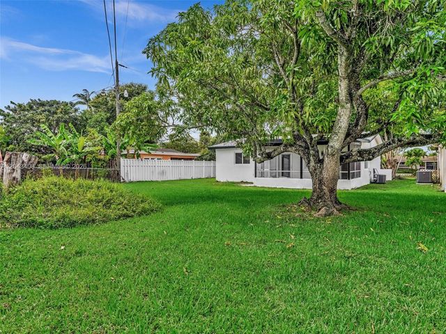 8145 Sunset Strip, Sunrise, FL 33322