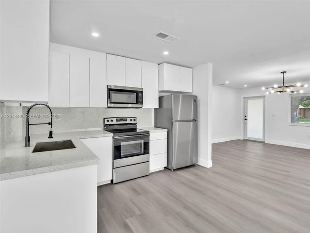 8145 Sunset Strip, Sunrise, FL 33322