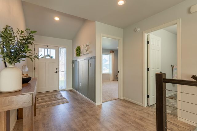 10174 Burgundy Drive, Horace, ND 58047