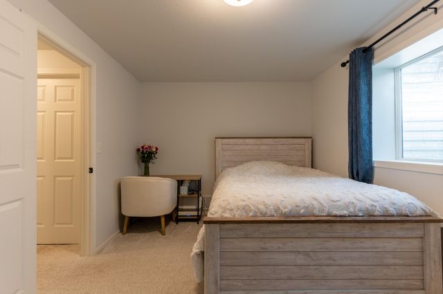 10174 Burgundy Drive, Horace, ND 58047