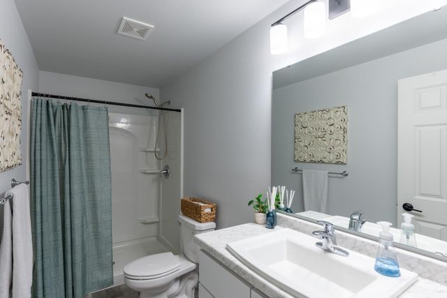 10174 Burgundy Drive, Horace, ND 58047