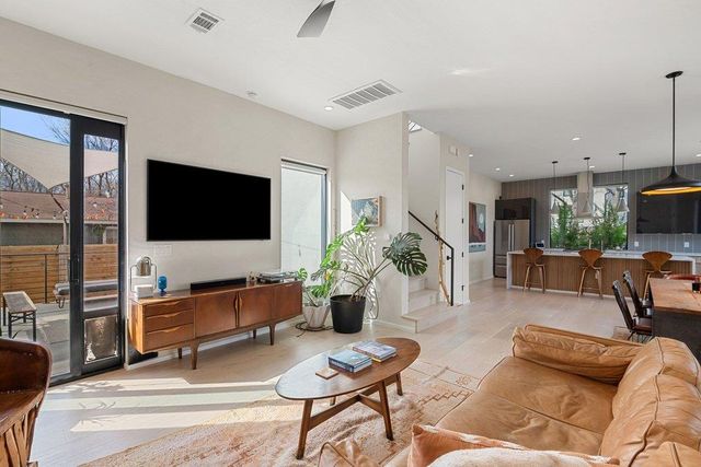 4717 Mount Vernon DR A, Austin, TX 78745