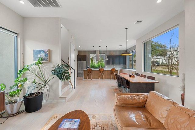 4717 Mount Vernon DR A, Austin, TX 78745