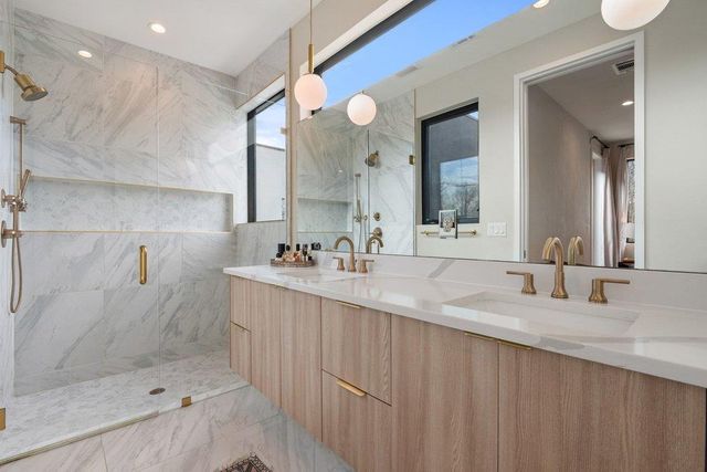 4717 Mount Vernon DR A, Austin, TX 78745