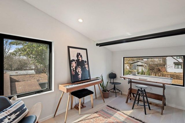 4717 Mount Vernon DR A, Austin, TX 78745