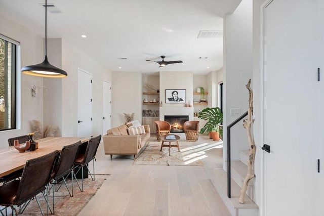 4717 Mount Vernon DR A, Austin, TX 78745