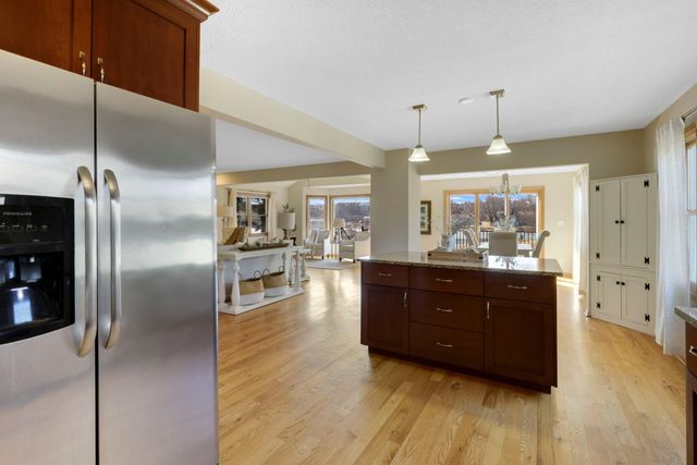 6505 Kneafsey Street SE, Prior Lake, MN 55372