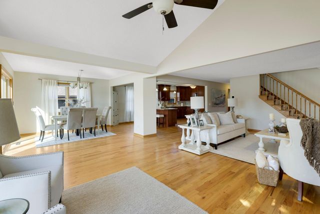 6505 Kneafsey Street SE, Prior Lake, MN 55372
