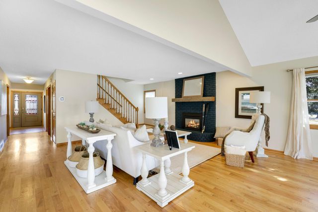 6505 Kneafsey Street SE, Prior Lake, MN 55372
