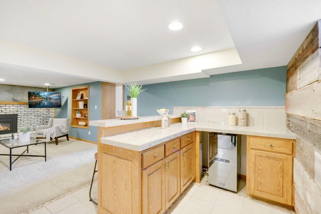 6505 Kneafsey Street SE, Prior Lake, MN 55372