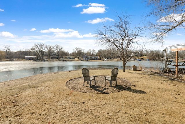 6505 Kneafsey Street SE, Prior Lake, MN 55372