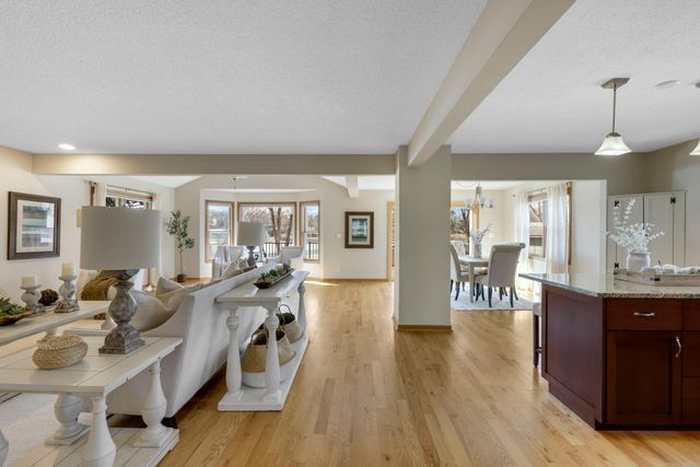 6505 Kneafsey Street SE, Prior Lake, MN 55372