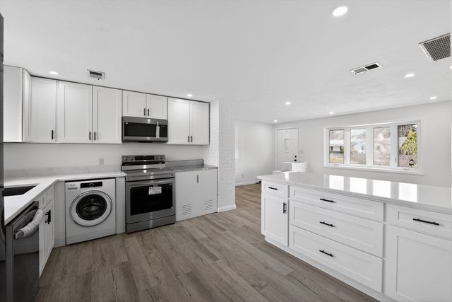 269 Jon Dr, Brockton, MA 02302