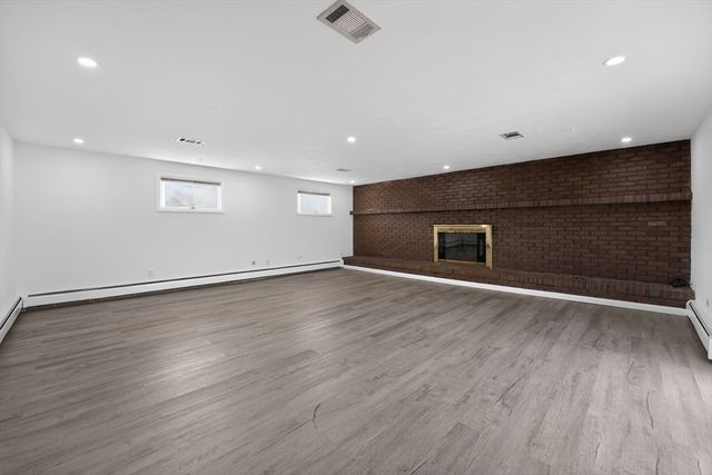 269 Jon Dr, Brockton, MA 02302