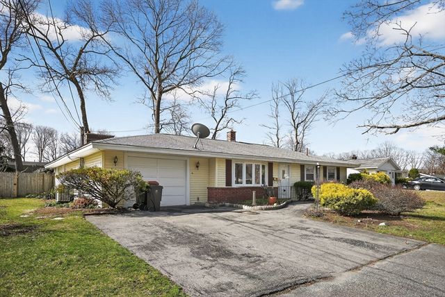 269 Jon Dr, Brockton, MA 02302