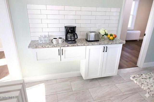 2 Orford Street, Colonie, NY 12205