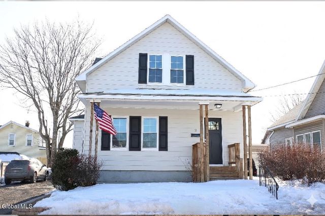 2 Orford Street, Colonie, NY 12205