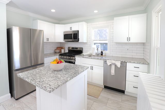 2 Orford Street, Colonie, NY 12205