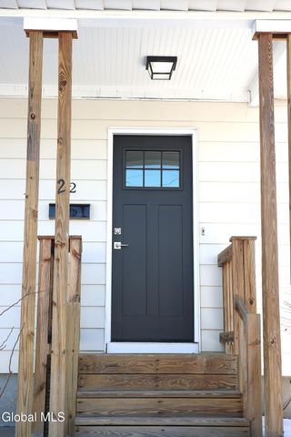 2 Orford Street, Colonie, NY 12205