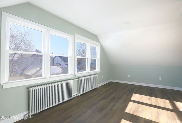 2 Orford Street, Colonie, NY 12205