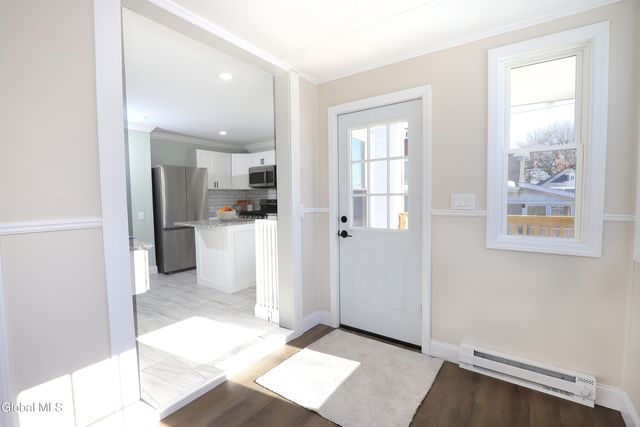 2 Orford Street, Colonie, NY 12205