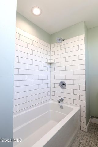 2 Orford Street, Colonie, NY 12205