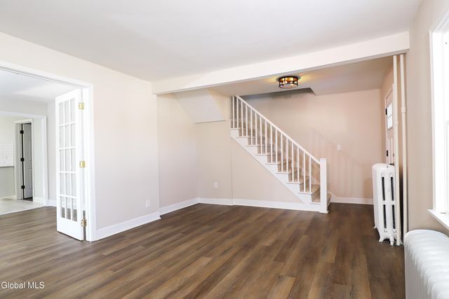 2 Orford Street, Colonie, NY 12205