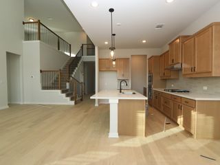 201 Bishop Wood RD, Dripping Springs, TX 78620