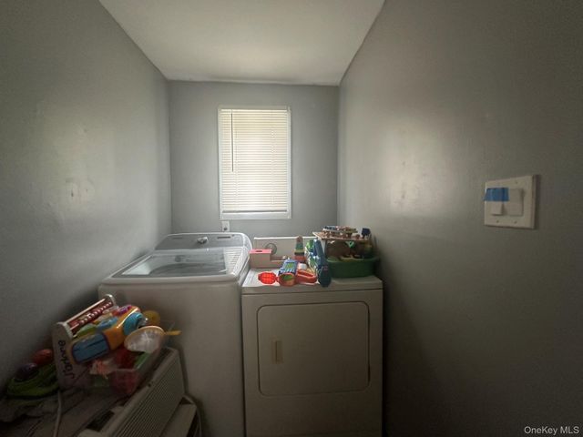 23 Virginia, Poughkeepsie, NY 12601