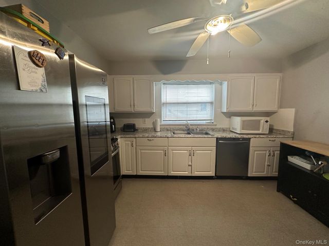 23 Virginia, Poughkeepsie, NY 12601