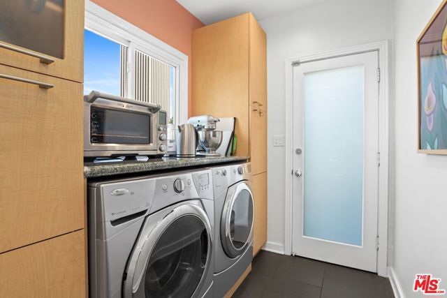 825 S Stanley Avenue, Los Angeles, CA 90036