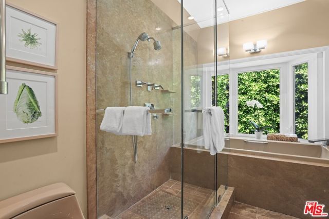 825 S Stanley Avenue, Los Angeles, CA 90036