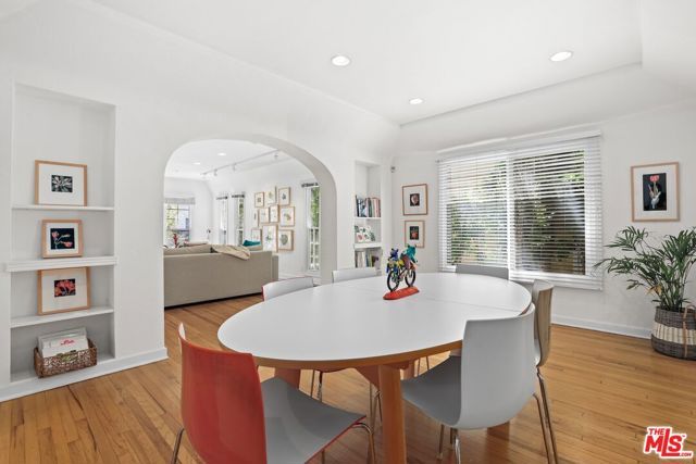 825 S Stanley Avenue, Los Angeles, CA 90036