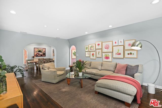 825 S Stanley Avenue, Los Angeles, CA 90036