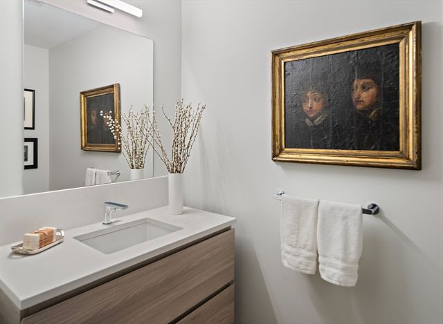 133 Seaport Boulevard 2101, Boston, MA 02210