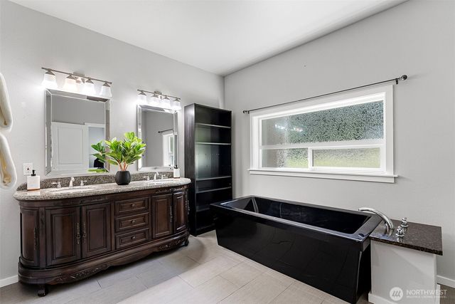 11668 Banner Rd SE, Olalla, WA 98359
