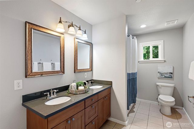 11668 Banner Rd SE, Olalla, WA 98359