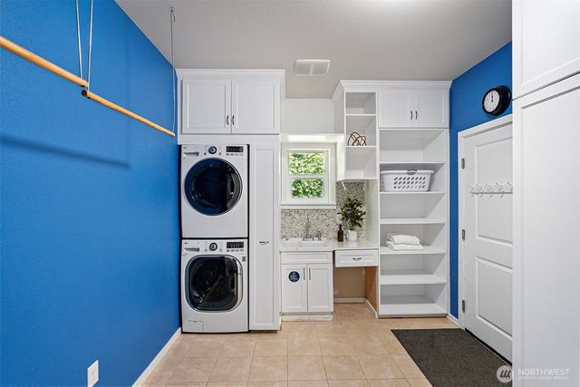 11668 Banner Rd SE, Olalla, WA 98359