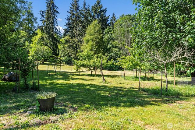 11668 Banner Rd SE, Olalla, WA 98359
