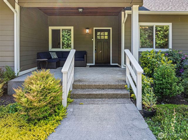 11668 Banner Rd SE, Olalla, WA 98359
